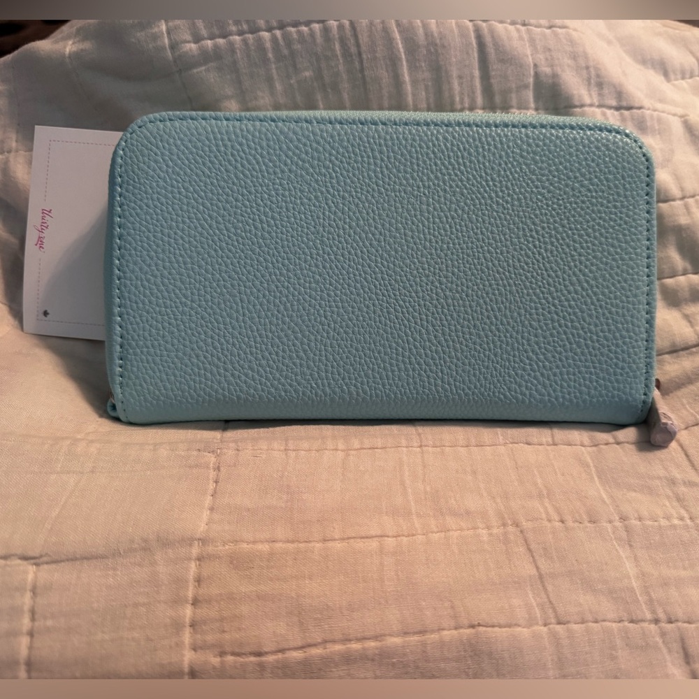 Thirty-one wallet, sky blue, 14 card slots, zippered coin pocket